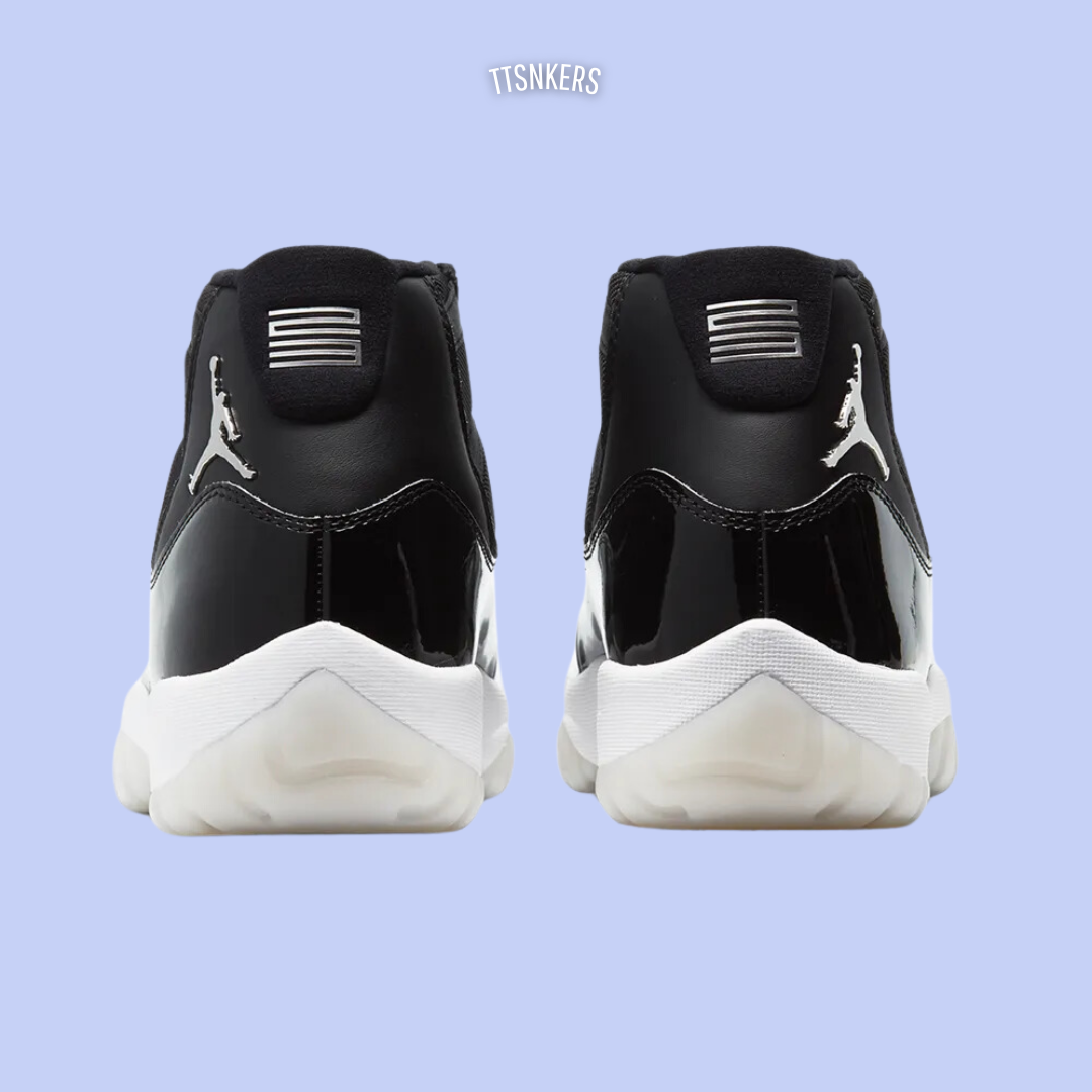 Jordan 11 Preto/Branco