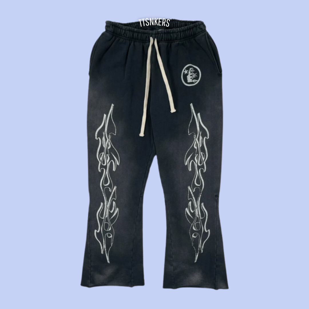Calça Hellstar Flare Preta