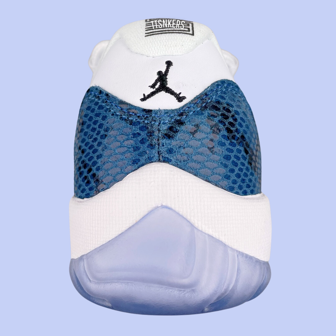 Jordan 11 Cobra Print Azul
