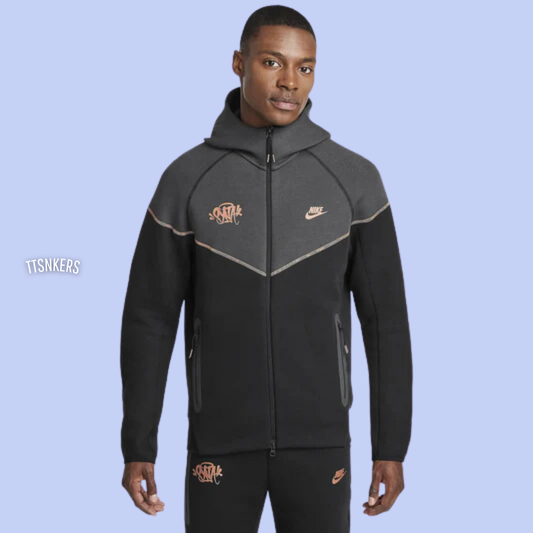 Conjunto Tech Fleece Syna x Nike Preta