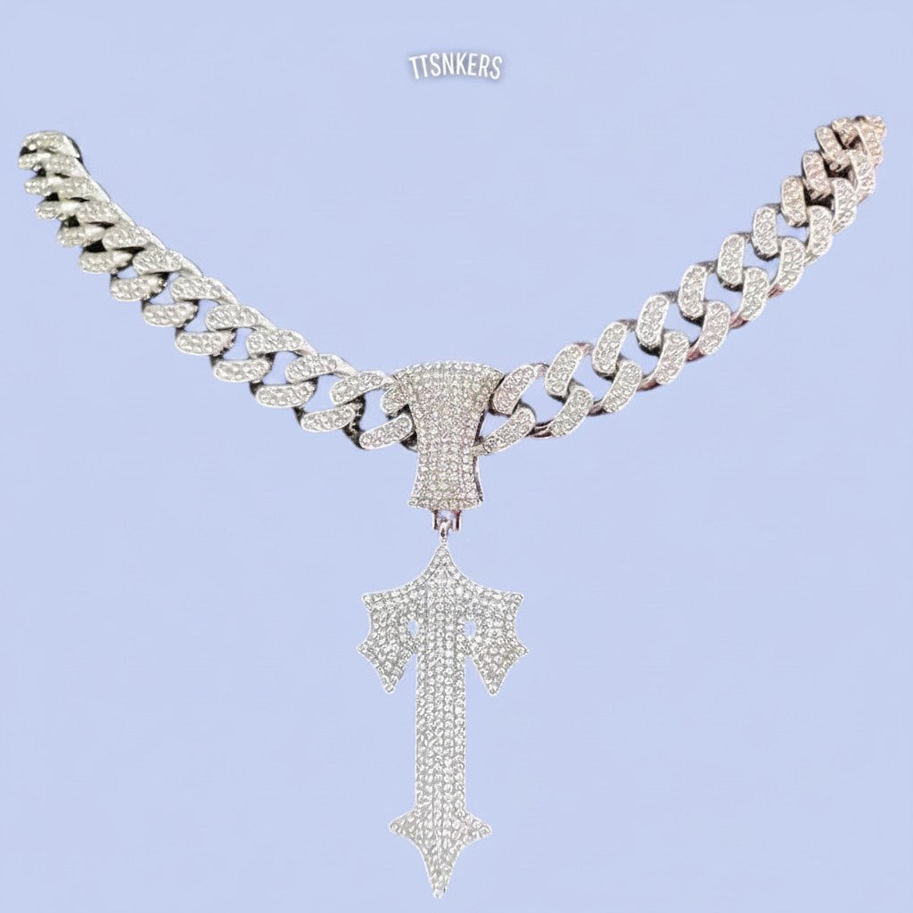 Corrente Cravejada Cuban Link + Pingente Trapstar